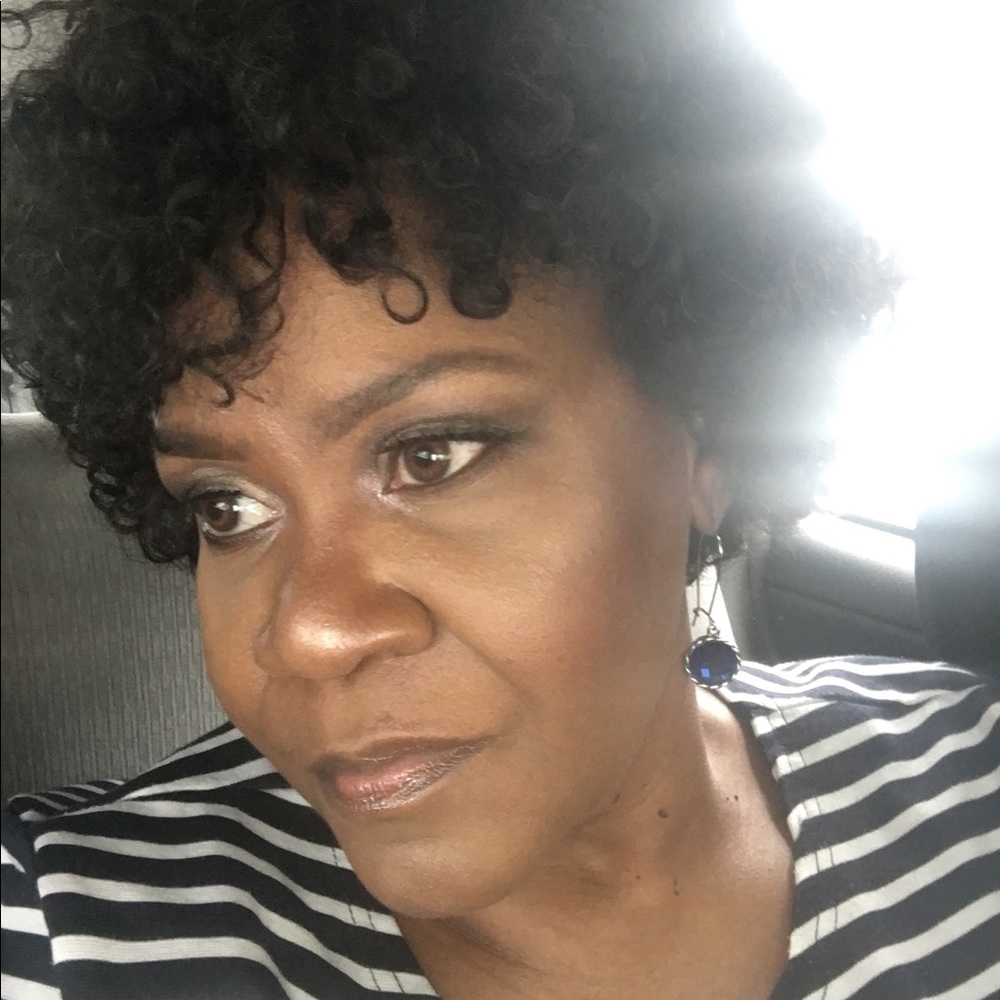 Meet your Posher, Davonne